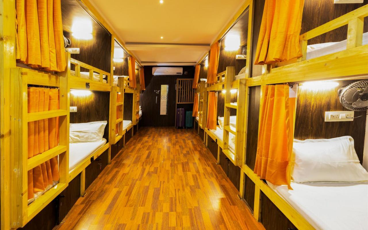 Sunrise Dormitory Hostel Мумбаи Экстерьер фото